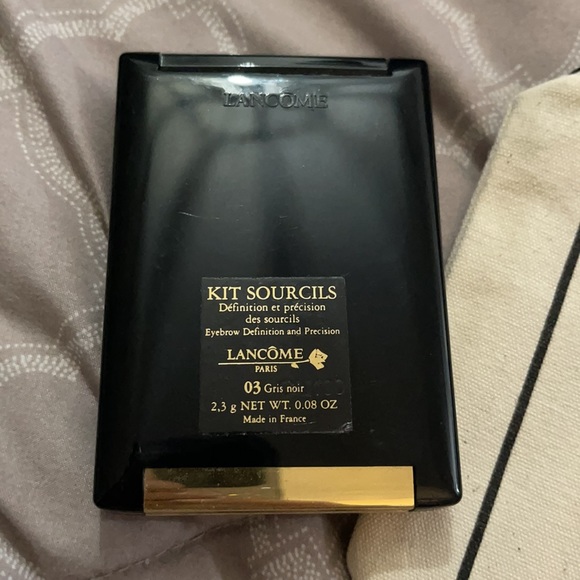 Lancôme Eyeshadow Bundle w/bonus makeup case - Picture 4 of 12